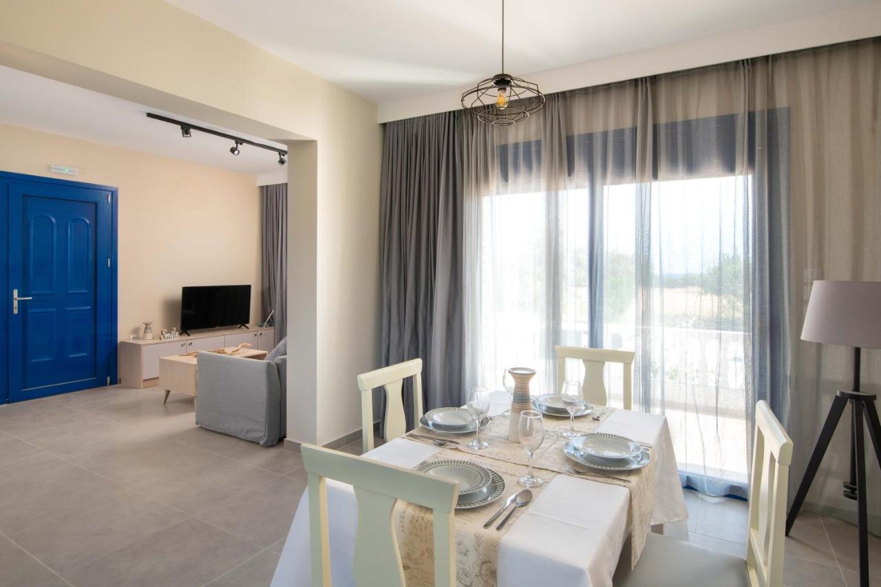 Rita Mare Seafront Villas Heated Pools Gennadi Dış mekan fotoğraf
